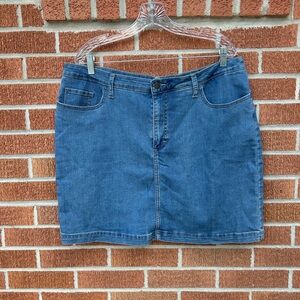 Riders by Lee Jean Midrise Skirt